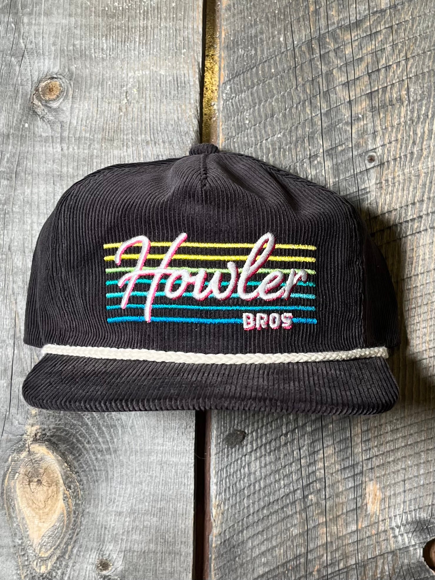 Howler Classic Snapback Howler Classic Snapback
